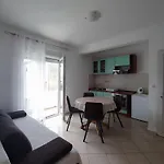 Ravkin Apartments